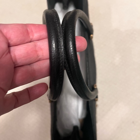 Gucci Black GG Canvas & Leather Tote Bag Gold-Tone Hardware Authentic Made In It - Picture 13 of 13